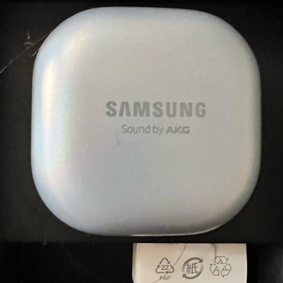 Galaxy Buds Pro used one time! - Picture 3 of 3